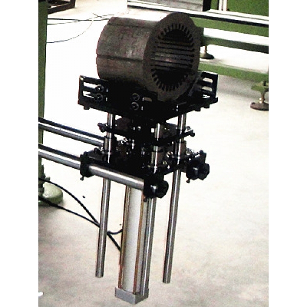 QX03 コイル挿入機（サーボ/横型/インデックスなし）